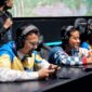 Cawapres nomor urut 2, Gibran Rakabuming Raka unjuk gigi dalam permainan Mobile Legends (ML) bareng gamers Meyden, Catheeez, dan Raffi Ahmad di ICE, BSD. (Dok. TKN Prabowo - Gibran)