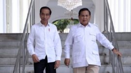 Presiden Joko Widodo bersama Capres nomor urut 2, Prabowo Subianto. (Dok. Presidenri.go.id)