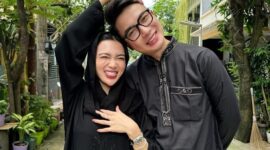 Selebriti Wika Salim bersama pasangannya Max Adam Kamil. (Instagram.com/@wikasalim)
