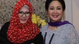 Siti Hardijanti Rukmana bersama Siti Hediati Hariyadi. (Instagram.com @titieksoeharto)